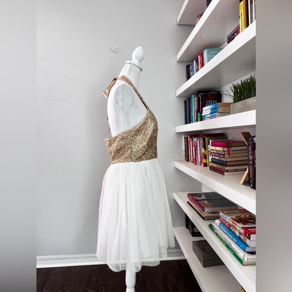 Camille de Vie Gold and White halter short Homecoming or Sweet 16 size 13/14 - Picture 7 of 12